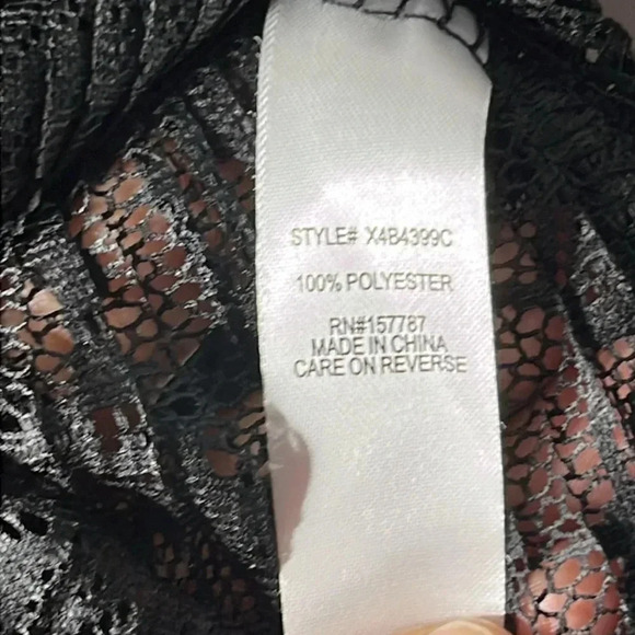 Full Circle Trends Women’s Black Sheer Turtleneck Ruffled Blouse Size 3X - Picture 9 of 9